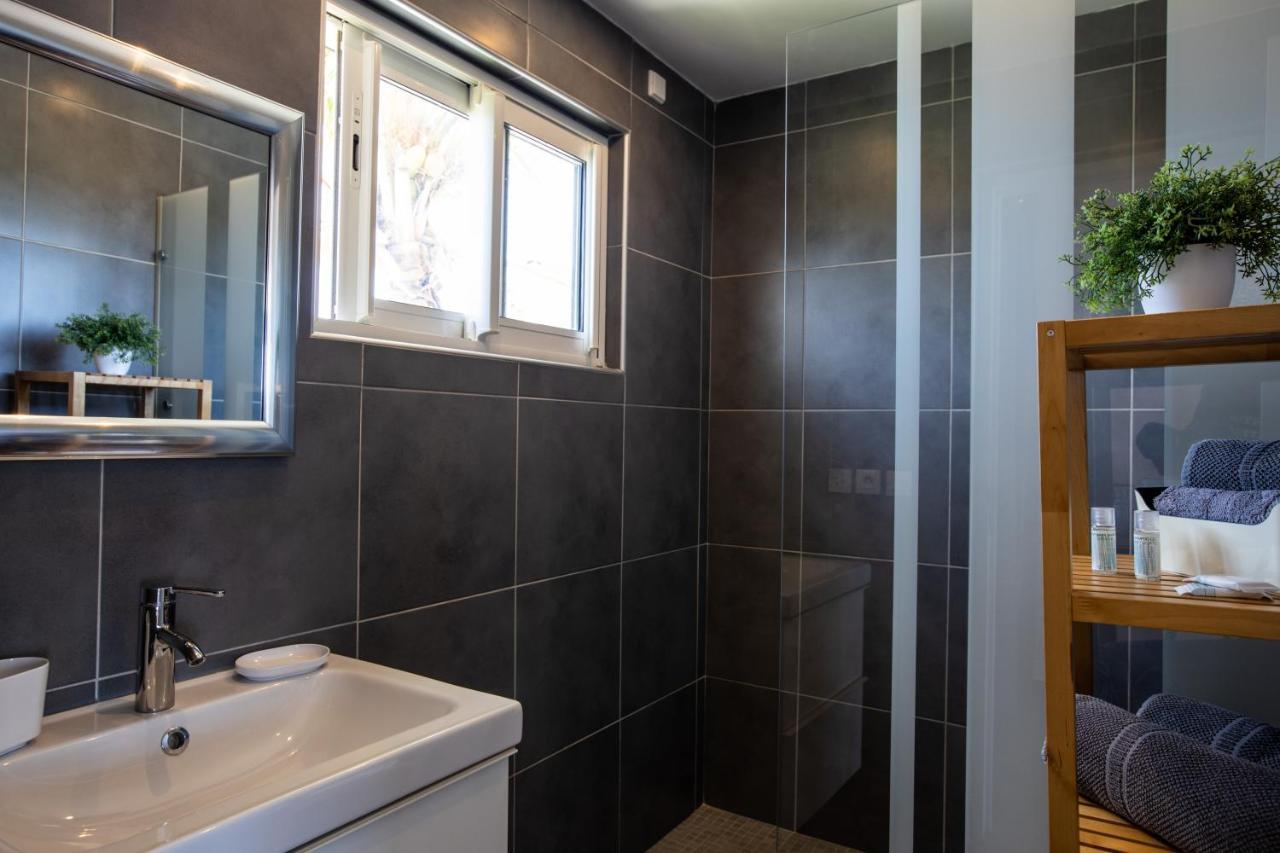 The Rock Apartment Cul de Sac Luaran gambar